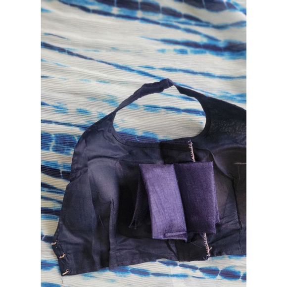 Multicolor Georgette Saree & Stitched Blouse-blue/white - Picture 8 of 8